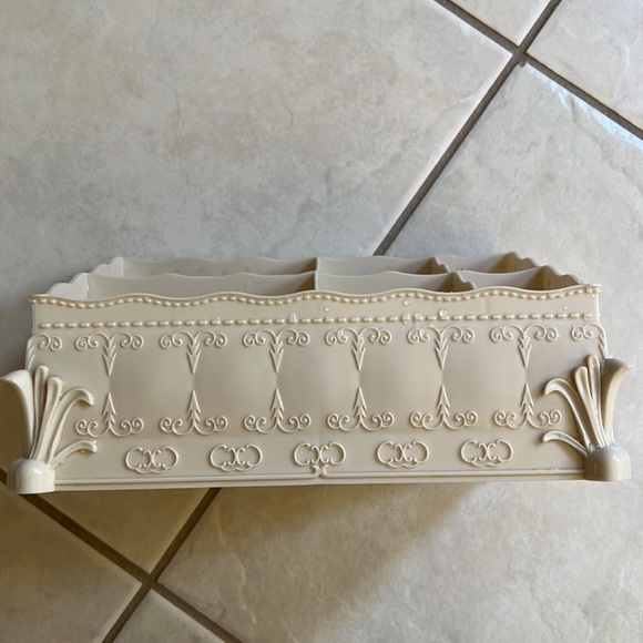 Jewelry Makeup Room Storage Tray for Desk Bathroom Vanity Office Desk - Picture 4 of 5